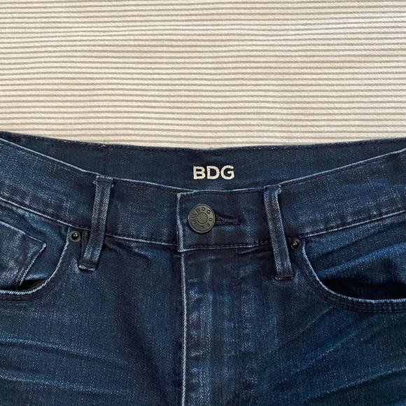 Urban Outfitters BDG High Rise Twig Dark Wash Jeans - Picture 4 of 9